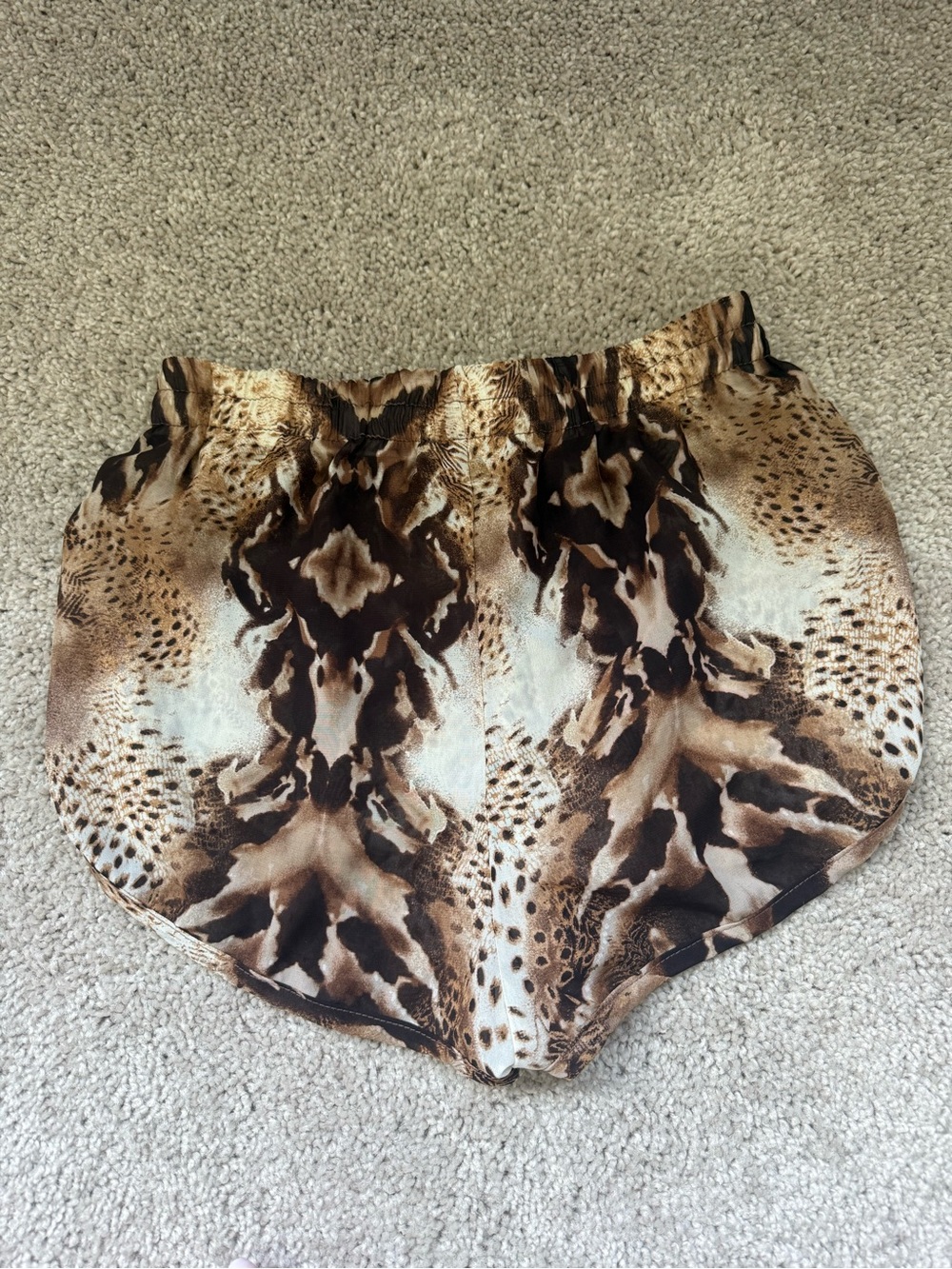 Animal Print Show Me Your MuMu Shorts - Picture 3 of 4
